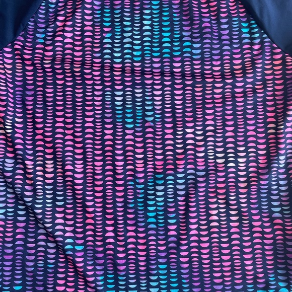 Lands End Swim Rashguard Kids’ Size 10-12 - Picture 2 of 6